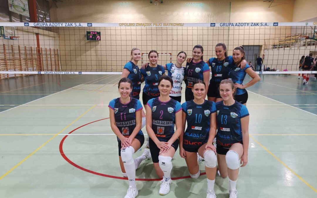 Pierwszy mecz III ligi kobiet nie dla siatkarek naszego Uniwersytetu
