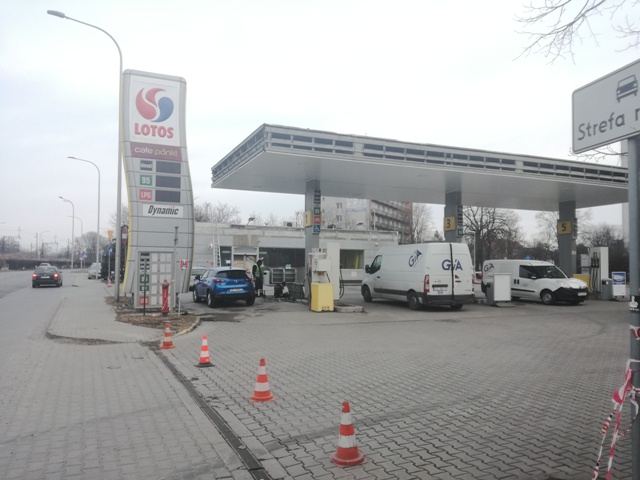 Drogowa rewolucja przy uniwersytecie. Pierwszym etapem zamknięcie stacji Lotos