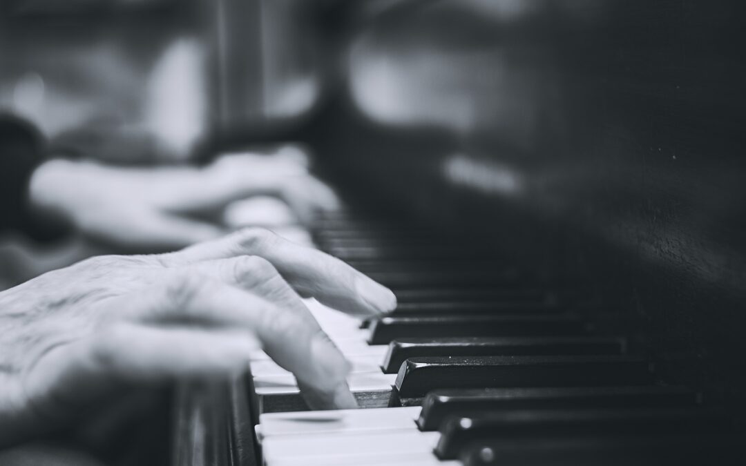 Wieczór z piosenką literacką – Grzegorz Turnau odwiedzi Filharmonię w Opolu